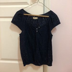 Cute versatile top!